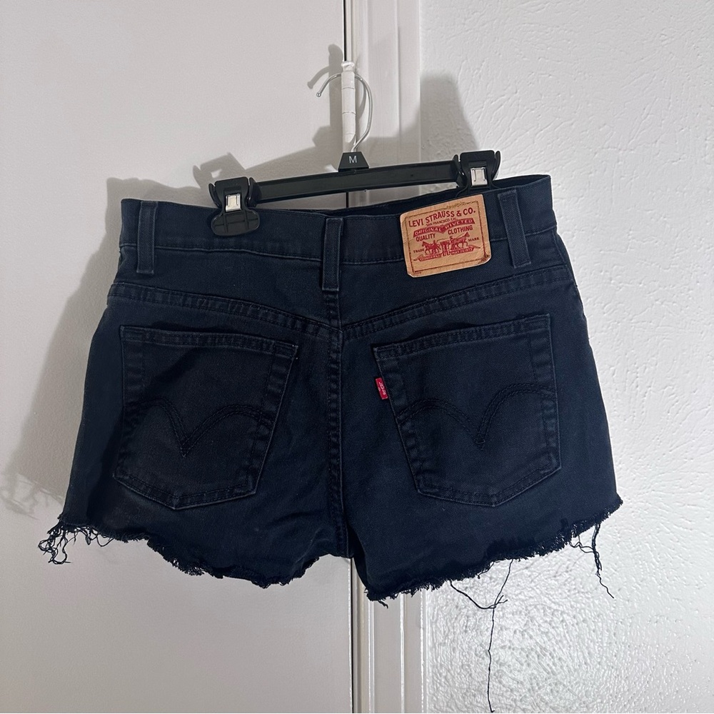 Levi’s Black Cut-Off Jean Shorts Non-Stretch Size 6 Relaxed Fit - Picture 4 of 8